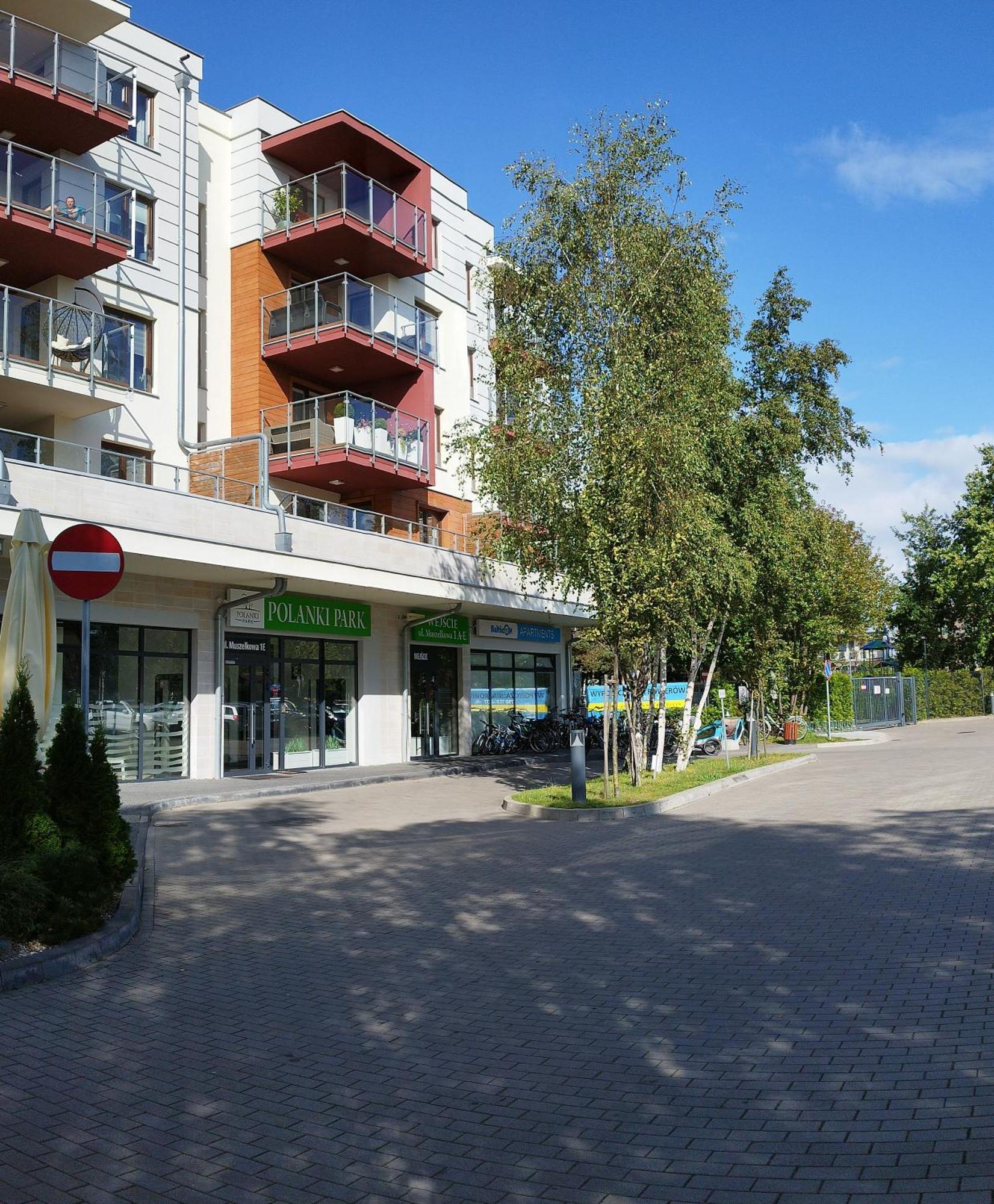 Apartament Mari Polanki Park コウォブジェク エクステリア 写真